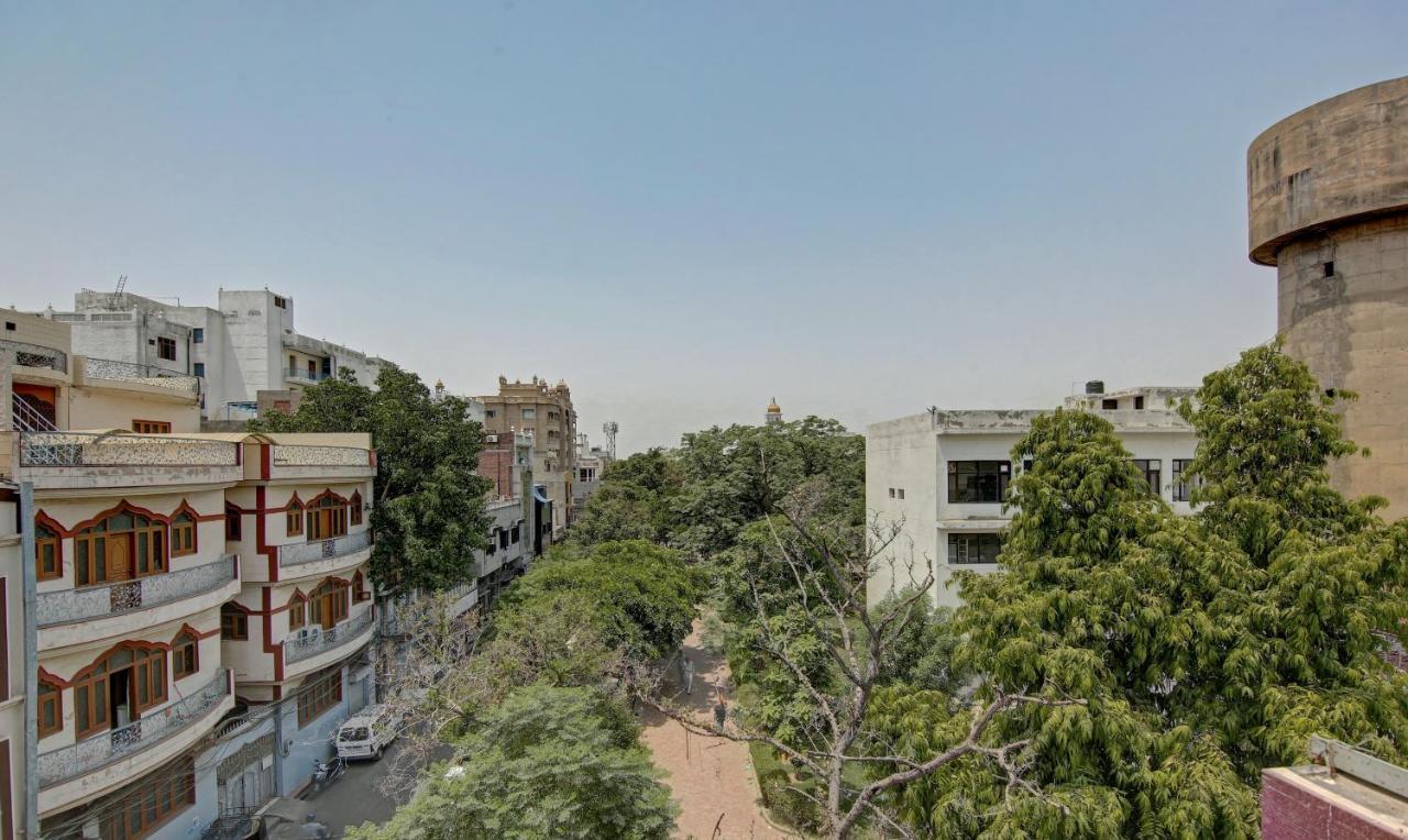 Raj Darbar - 10 Meter From Golden Temple Ξενοδοχείο Αμριτσάρ Εξωτερικό φωτογραφία